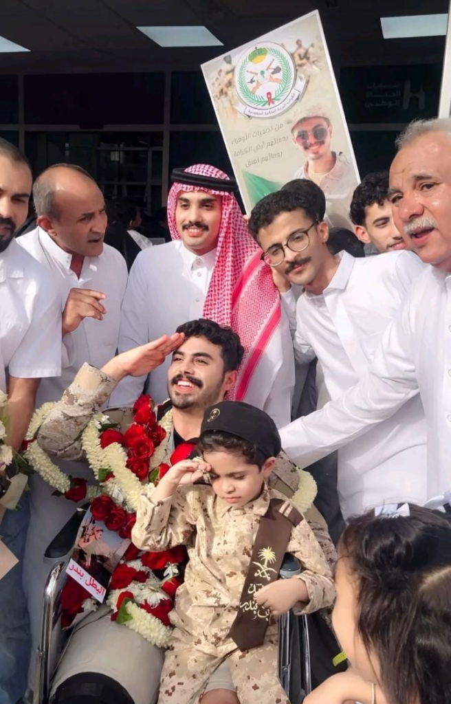 2652a7aa-b5db-43d2-b400-7efae865d283-656x1024 وطن يزف أبطاله.. جازان تحتفي بعودة البطل بندر أبوعله وسط أجواء من الفخر والاعتزاز