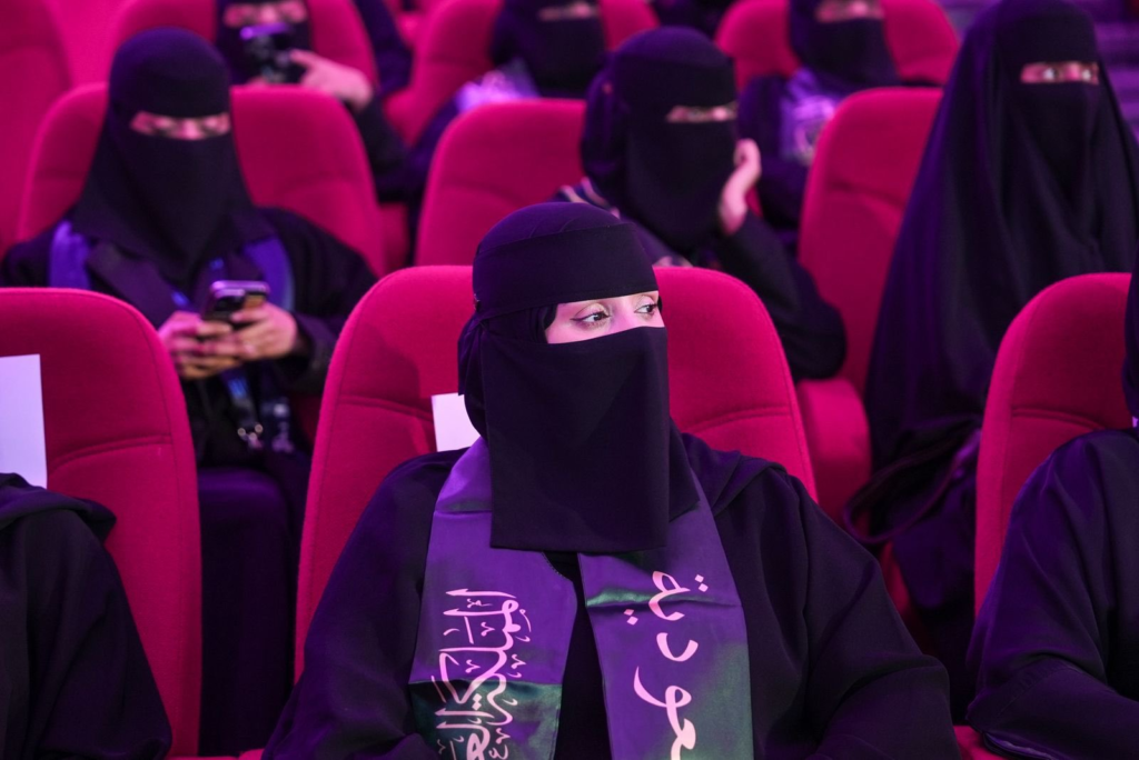 3345-1024x684 أمير جازان يرعى ندوة "بلادنا تأريخ وحضارة"