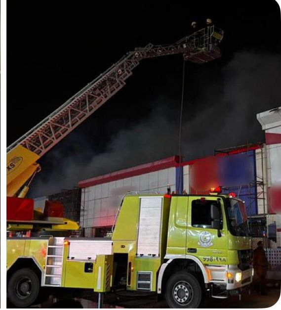 5cd9cf73-9ad5-4da8-a8ed-2fd1b380b53f الدفاع المدني بجازان يخمد حريقًا اندلع في محلين تجاريين دون تسجيل إصابات