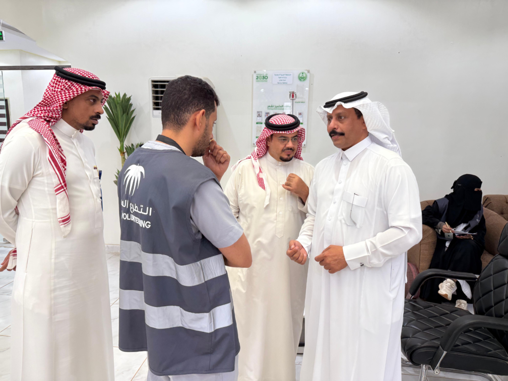 b8abb211-ad33-4459-b9e5-629271bbf09a-1024x768 انطلاق مبادرة التثقيف الصحي و الغذائي لمدينة صامطة الصحية